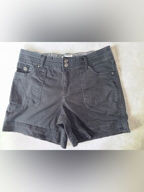 High-Waist Black Women's Casual Shorts with Double-Button Waist